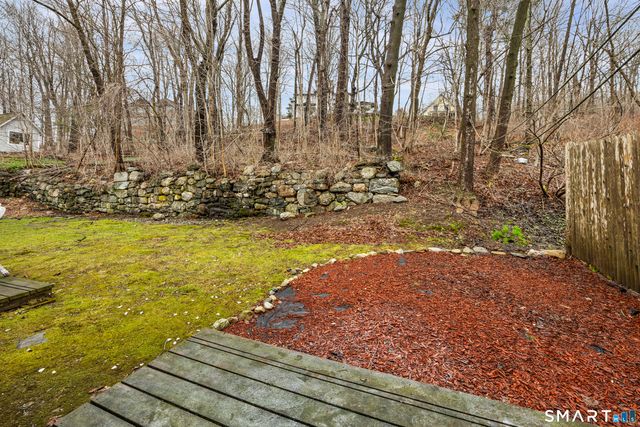 9 Maple Avenue B, Canton, CT 06019