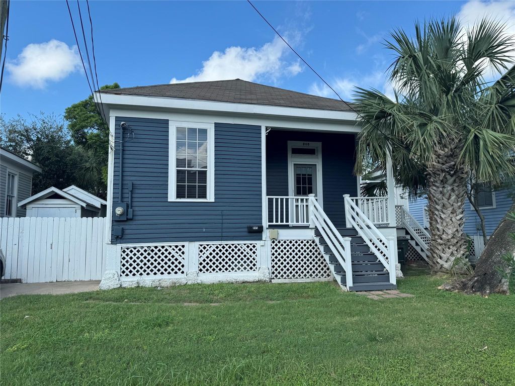 805 Saint Mary's Boulevard, Galveston, TX 77550
