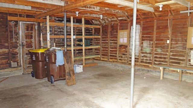 326 S Clark Street, Chesaning, MI 48616