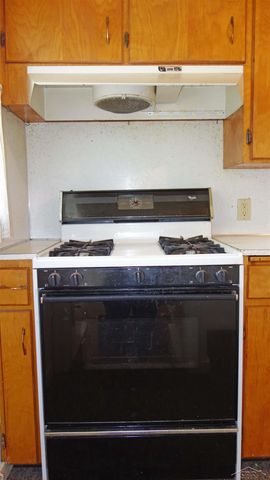 326 S Clark Street, Chesaning, MI 48616