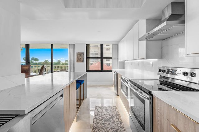 5480 N Ocean Drive A1c, Singer Island, FL 33404