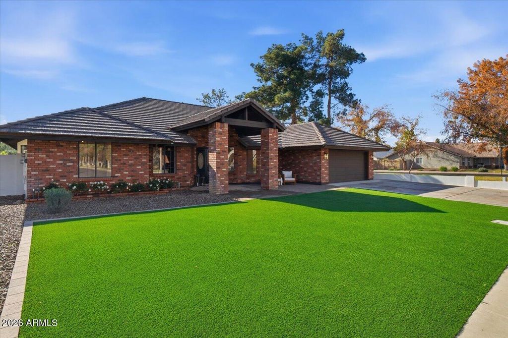 Image 1 of property listing at 501 E MELODY Lane, Gilbert, AZ 85234