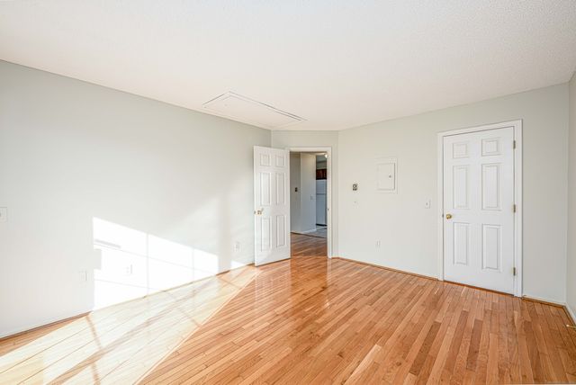 53 Brushy Plain Road APT 8B, Branford, CT 06405