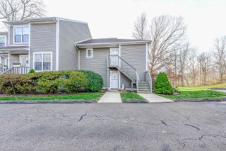 53 Brushy Plain Road APT 8B, Branford, CT 06405