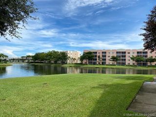 7980 N Nob Hill Road 102, Tamarac, FL 33321