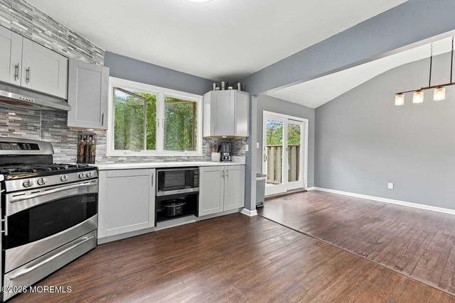 25 Koenig Lane, Freehold, NJ 07728
