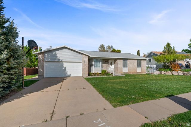 370 W 5600 S, Washington Terrace, UT 84405
