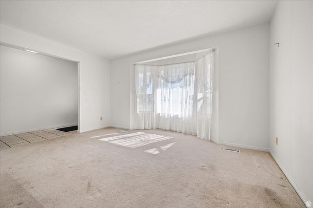370 W 5600 S, Washington Terrace, UT 84405