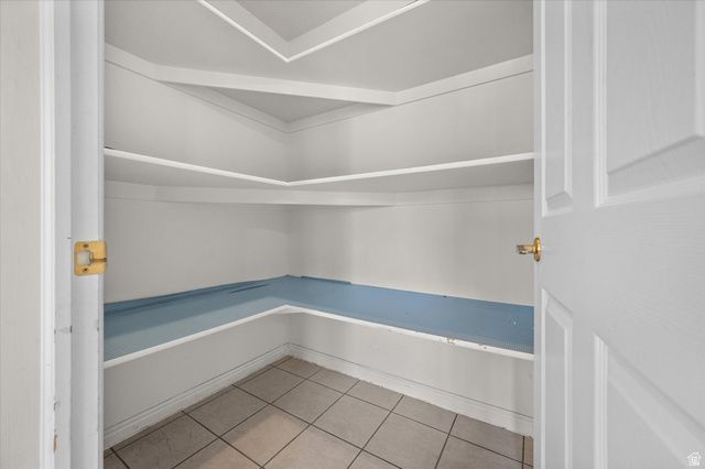 370 W 5600 S, Washington Terrace, UT 84405