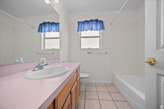 370 W 5600 S, Washington Terrace, UT 84405