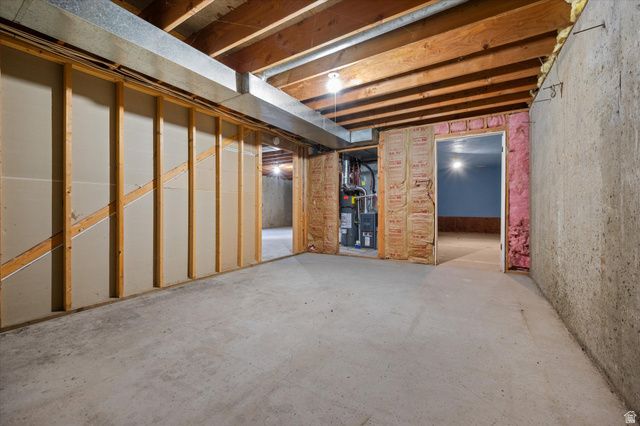 370 W 5600 S, Washington Terrace, UT 84405