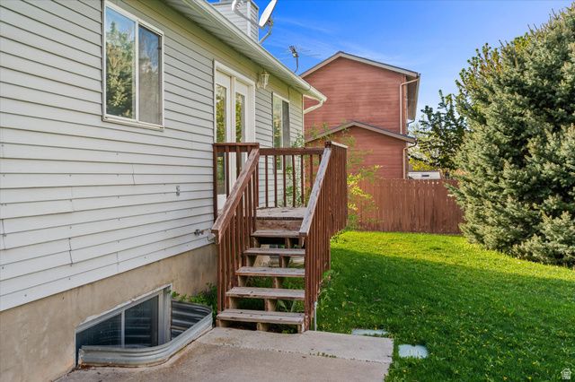 370 W 5600 S, Washington Terrace, UT 84405