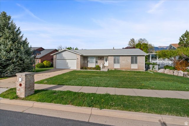 370 W 5600 S, Washington Terrace, UT 84405
