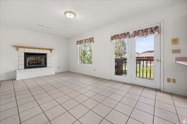 370 W 5600 S, Washington Terrace, UT 84405