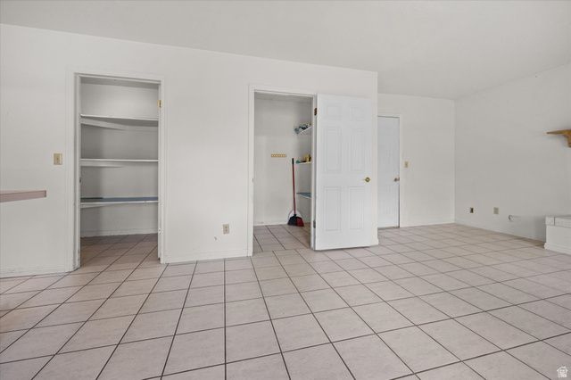 370 W 5600 S, Washington Terrace, UT 84405