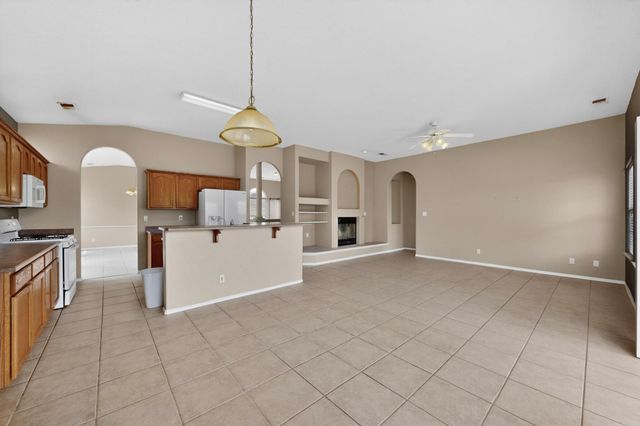 7296 Assisi Hills Road NE, Rio Rancho, NM 87144