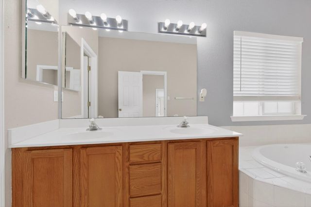 7296 Assisi Hills Road NE, Rio Rancho, NM 87144