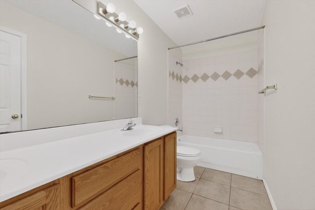 7296 Assisi Hills Road NE, Rio Rancho, NM 87144