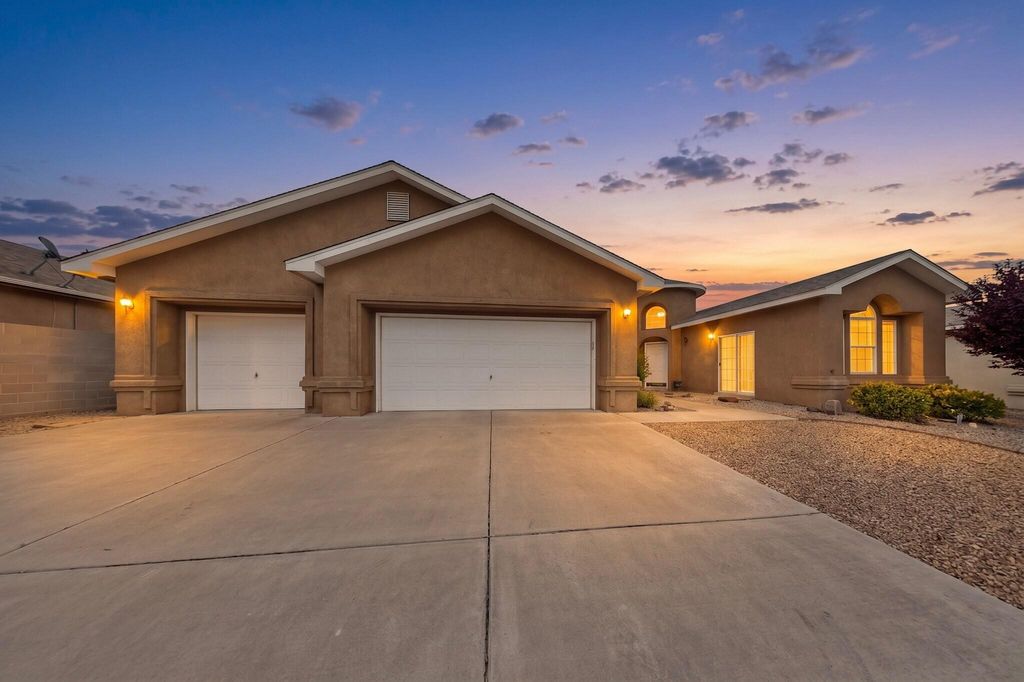 7296 Assisi Hills Road NE, Rio Rancho, NM 87144