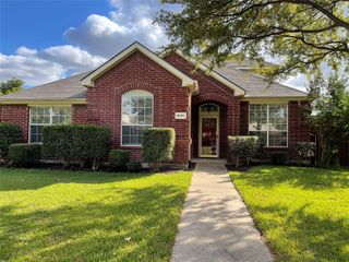 9701 Spring Drive, Frisco, TX 75035
