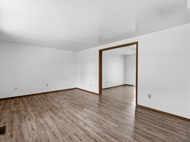 47 Lawnview Drive, Wilmington, OH 45177