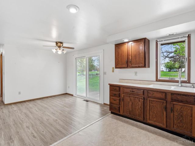 47 Lawnview Drive, Wilmington, OH 45177