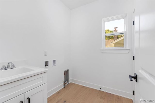 50627 Elsey Street, New Baltimore, MI 48047