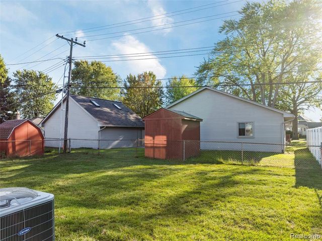 50627 Elsey Street, New Baltimore, MI 48047