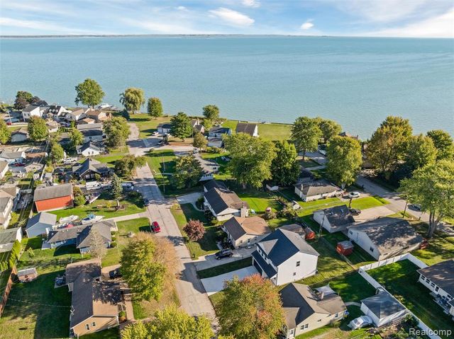 50627 Elsey Street, New Baltimore, MI 48047