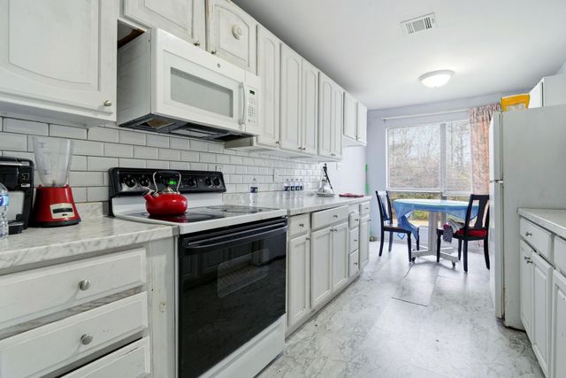 2000 Greens Blvd Apt 10D, Myrtle Beach, SC 29577