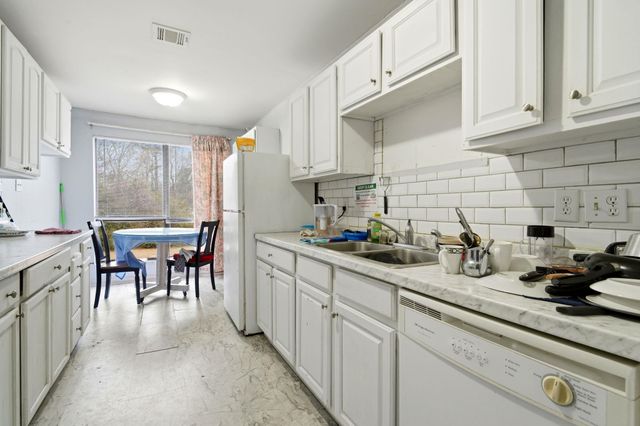 2000 Greens Blvd Apt 10D, Myrtle Beach, SC 29577