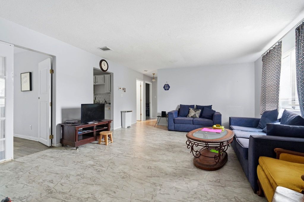 2000 Greens Blvd Apt 10D, Myrtle Beach, SC 29577 — photo 3