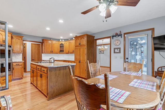 5112 S Hampton Avenue, Springfield, MO 65810