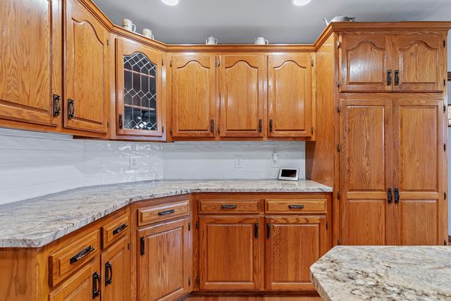 5112 S Hampton Avenue, Springfield, MO 65810