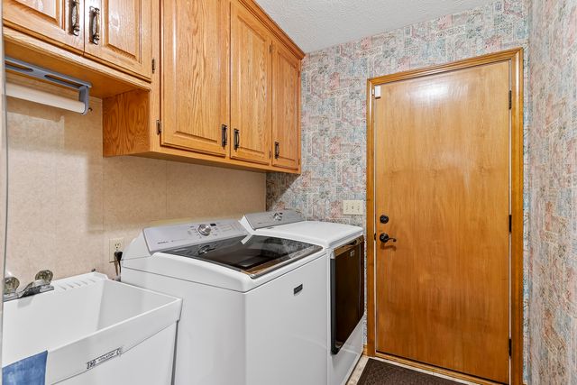 5112 S Hampton Avenue, Springfield, MO 65810