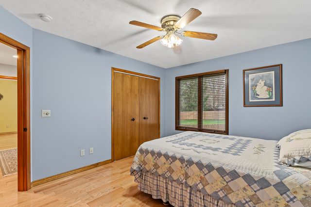 5112 S Hampton Avenue, Springfield, MO 65810