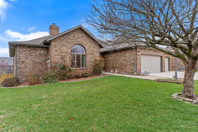 5112 S Hampton Avenue, Springfield, MO 65810