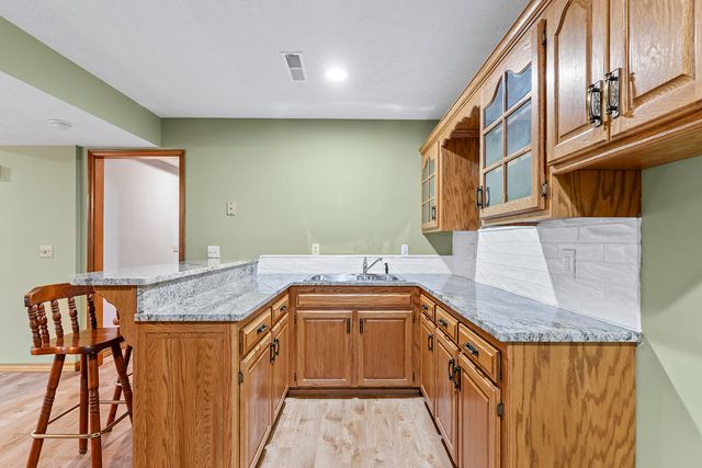 5112 S Hampton Avenue, Springfield, MO 65810