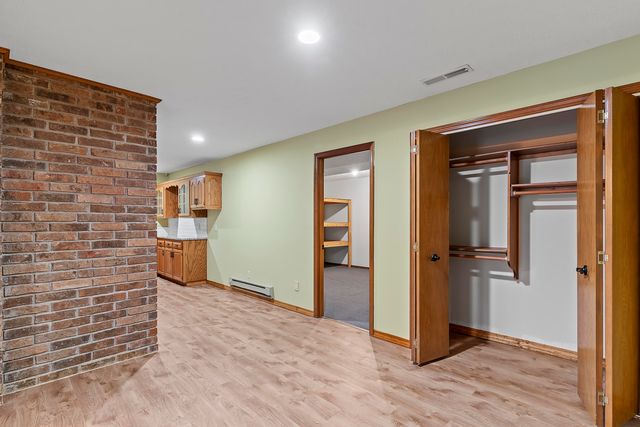 5112 S Hampton Avenue, Springfield, MO 65810