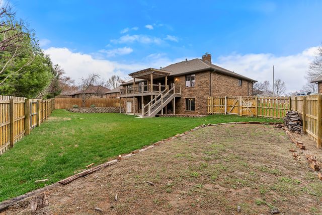 5112 S Hampton Avenue, Springfield, MO 65810