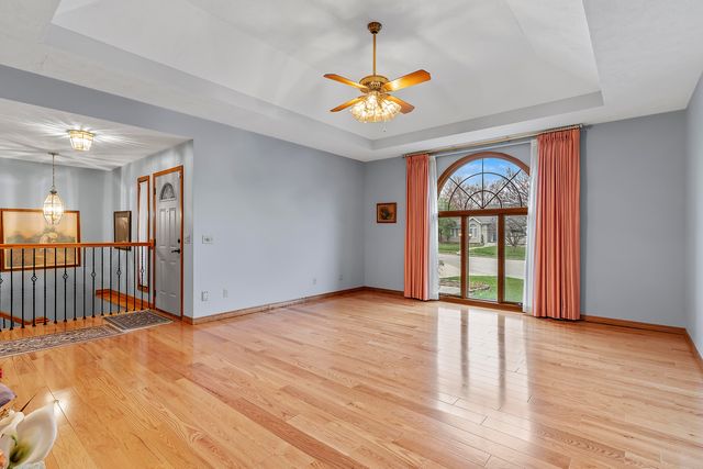 5112 S Hampton Avenue, Springfield, MO 65810