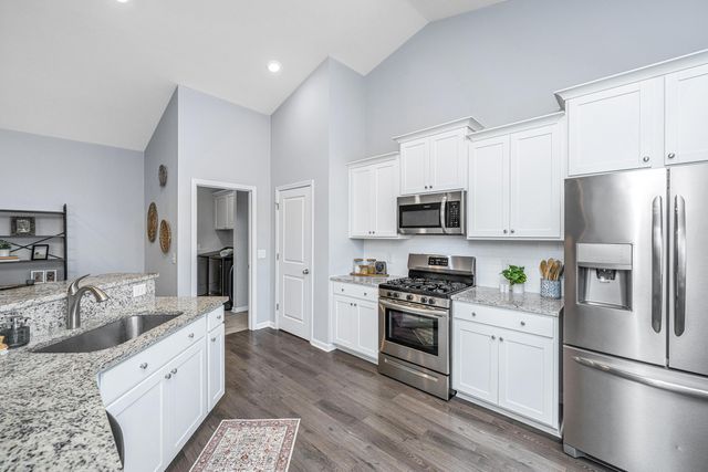 226 Firewheel Court, Summerville, SC 29486