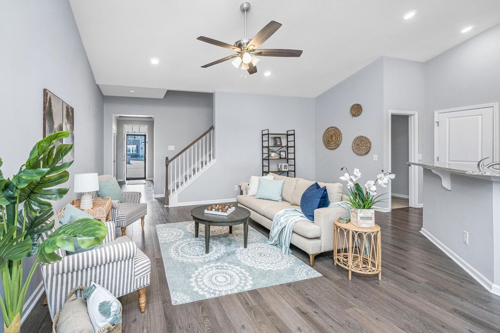 Image 16 of property listing at 226 Firewheel Court, Summerville, SC 29486