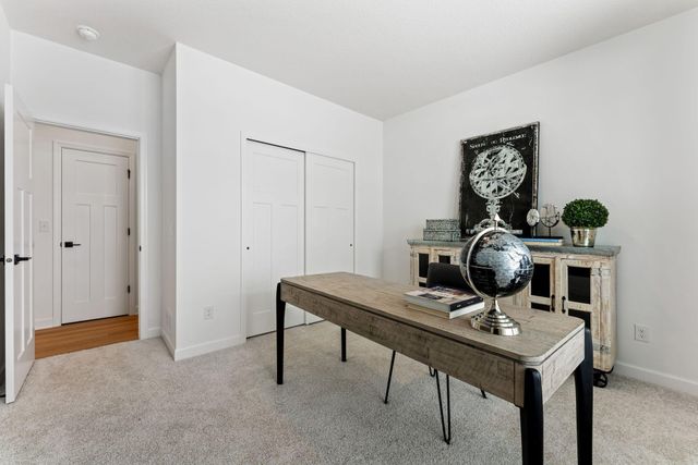 1918 Timber Lane, Carver, MN 55315