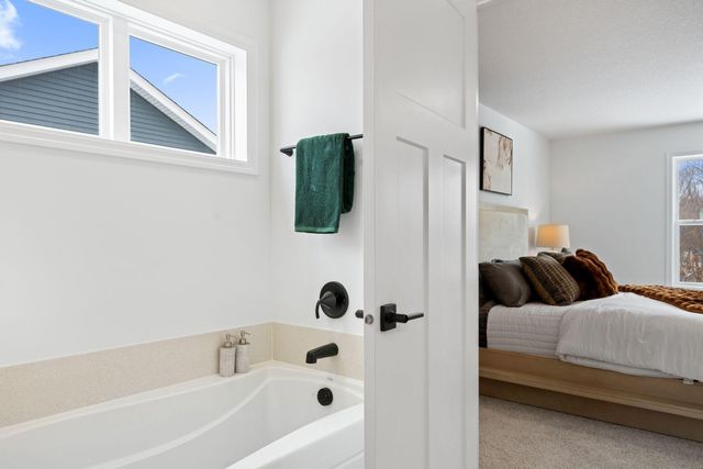 1918 Timber Lane, Carver, MN 55315