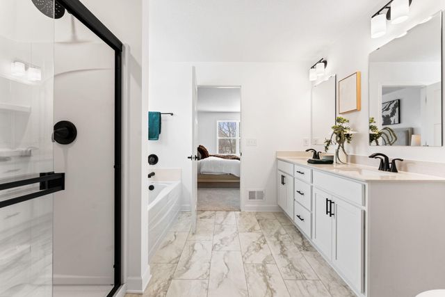 1918 Timber Lane, Carver, MN 55315