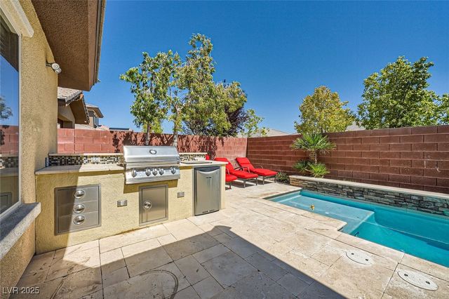 5662 Oak Bend Drive, Las Vegas, NV 89135