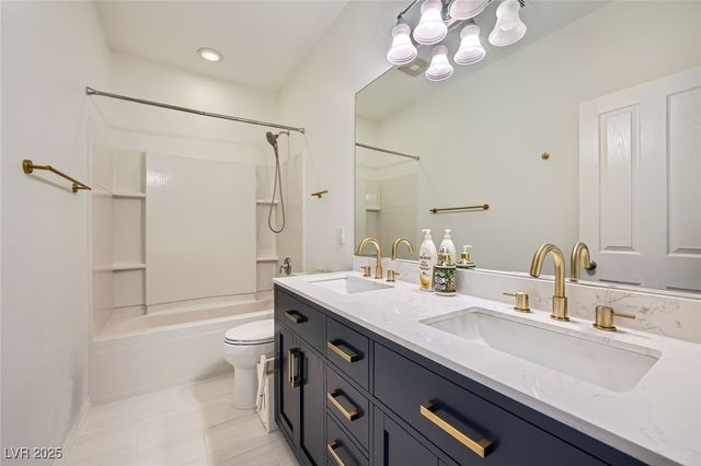 5662 Oak Bend Drive, Las Vegas, NV 89135