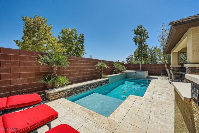 5662 Oak Bend Drive, Las Vegas, NV 89135