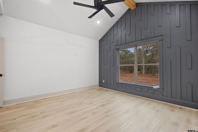 19429 Cedarpark Pl, Lindale, TX 75771